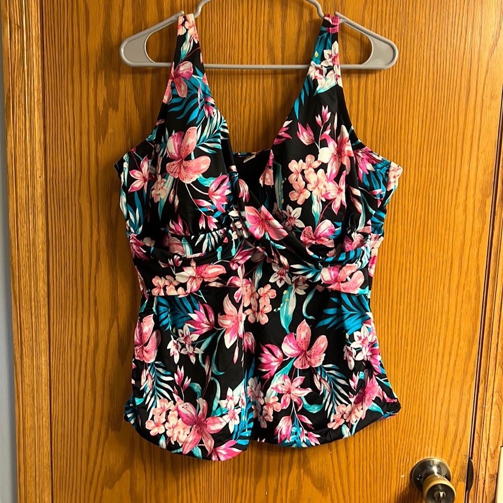 Tankini swim suit top